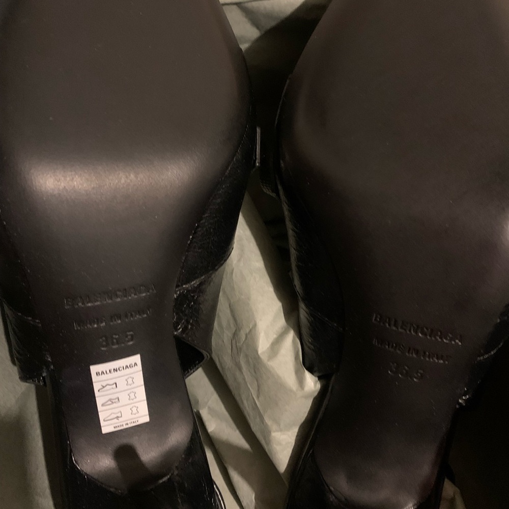 Balenciaga Cagole Pointed Toe Slingback Sandal - Picture 5 of 6